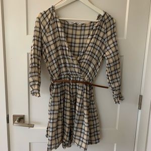 plaid Zara dress with detachable belt!